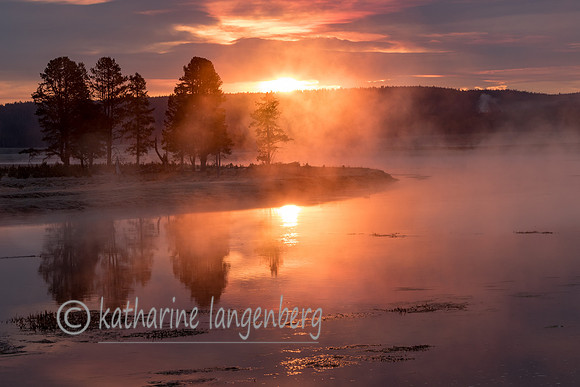 Sunrise- Yellowstone River, Hayden Valley